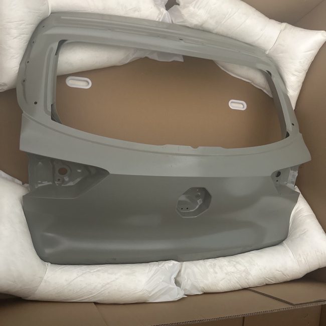 MG-Genuine-Rear-Bootlid-10691021